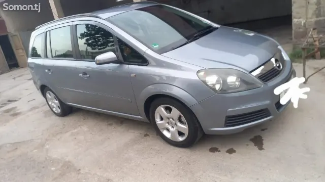 Opel Zafira 2006 · 1.8 MT