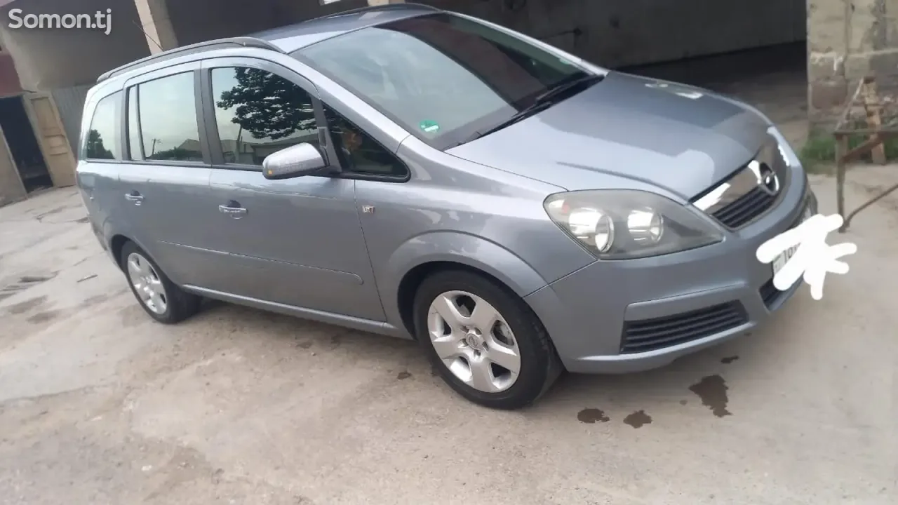 Opel Zafira 2006 · 1.8 MT