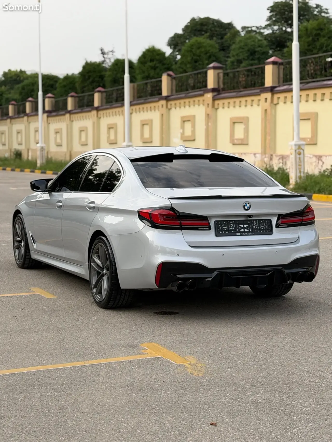 BMW 5 series 2020 · 2.0 AT