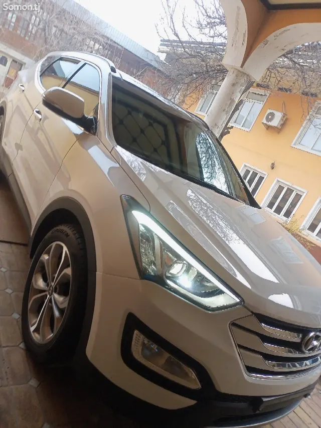 Hyundai Santa Fe 2015 · 2.2 AT