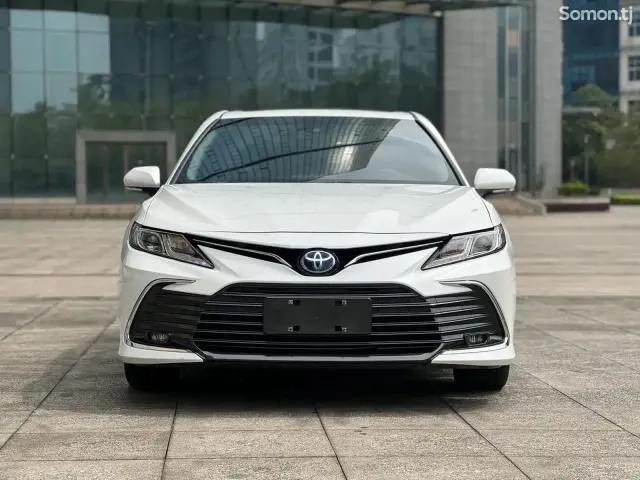 Toyota Camry 2023 · 2.5 AT