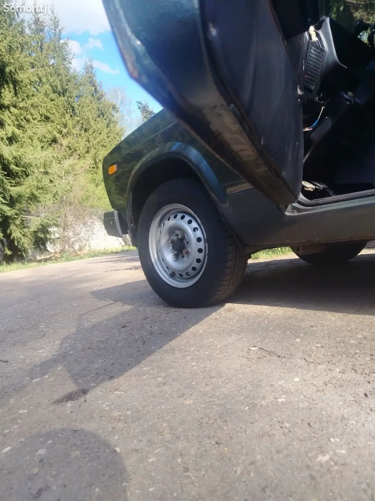 Lada (ВАЗ) 2107 2010 · 1.6 MT