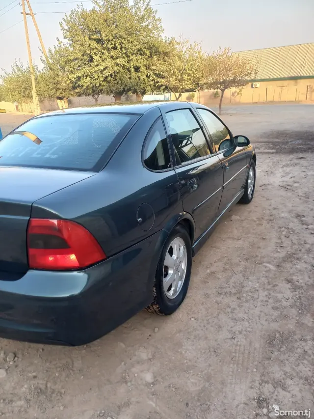 Opel Vectra B 2002 · 1.8 AT