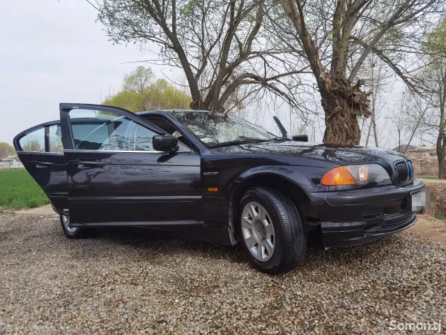 BMW 3 series 2000 · 1.8 MT