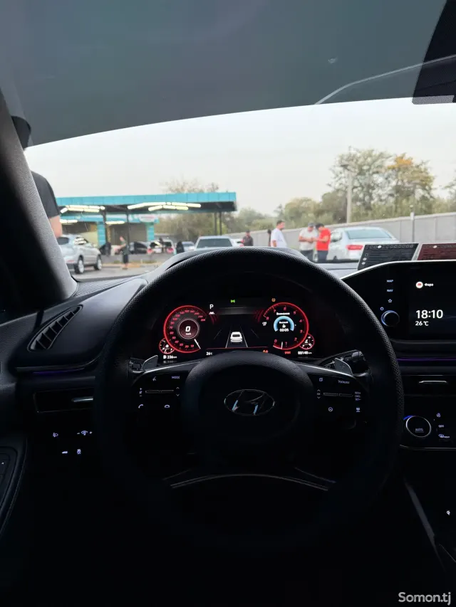 Hyundai Sonata 2022 · 2.5 AT