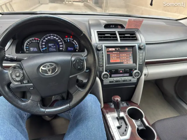 Toyota Camry 2012 · 2.5 AT