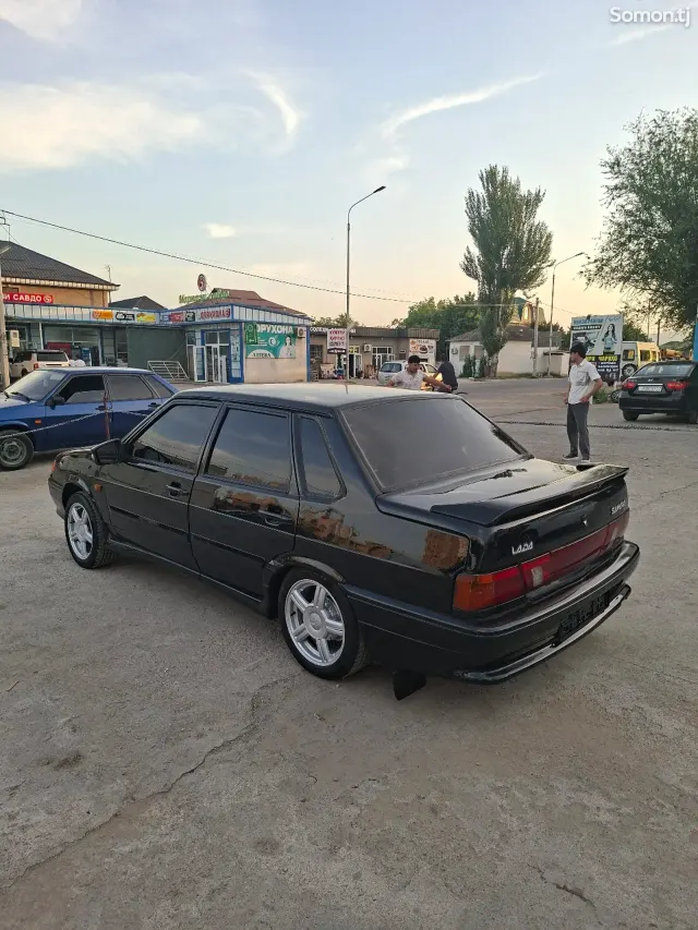 Lada (ВАЗ) 2115 2011 · 1.7 MT