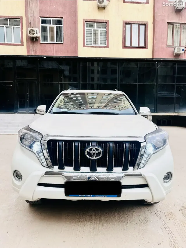 Toyota Land Cruiser Prado 2015 · 0.4 AT