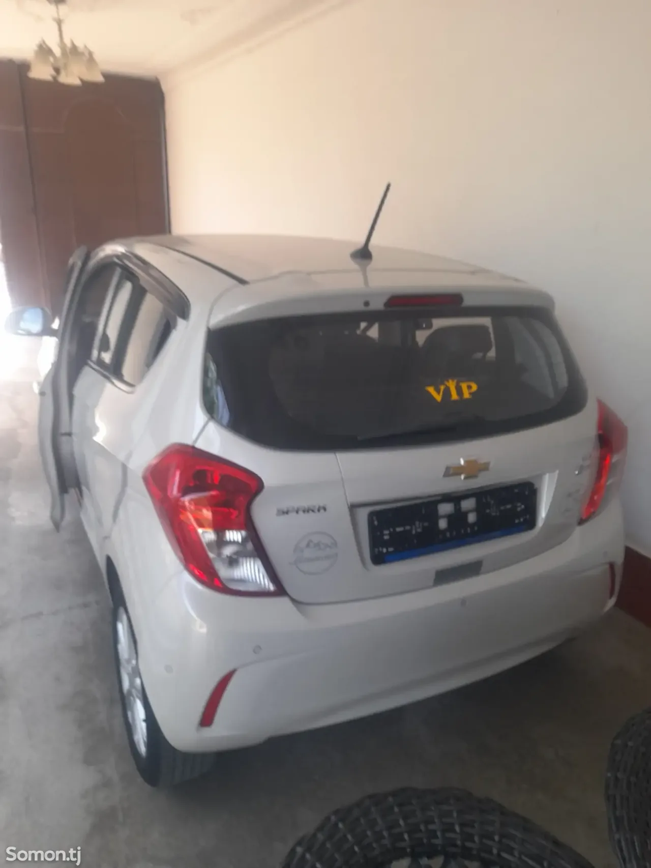 Chevrolet Spark 2015 · 1.2 AT