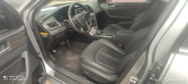 Hyundai Sonata 2014 · 2.0 AT