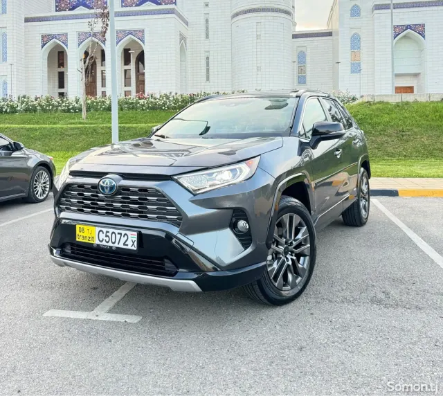 Toyota RAV 4 2020 · 2.5 AT
