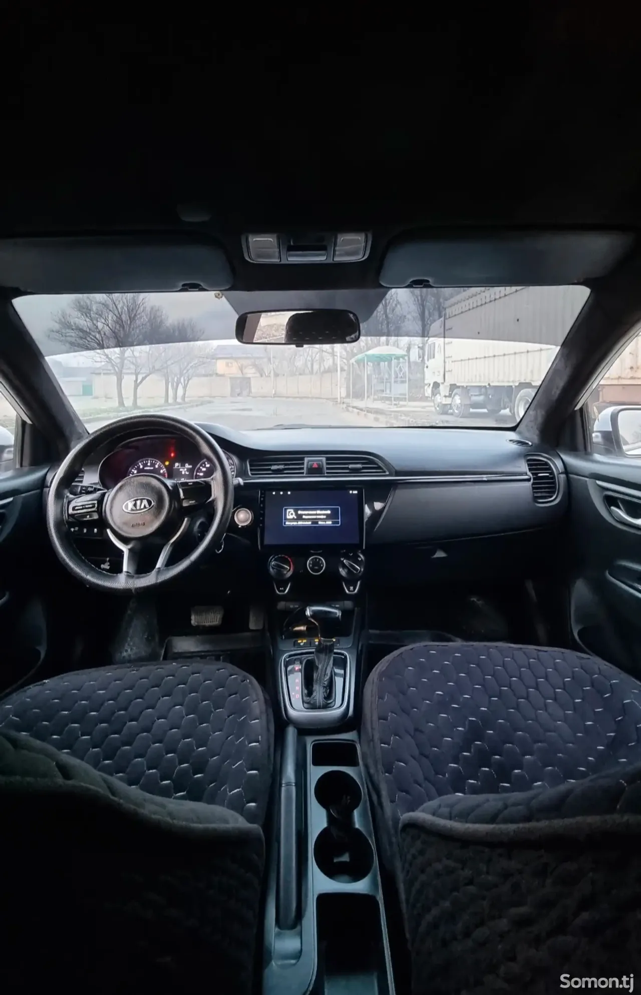 Kia Rio 2018 · 1.4 AT