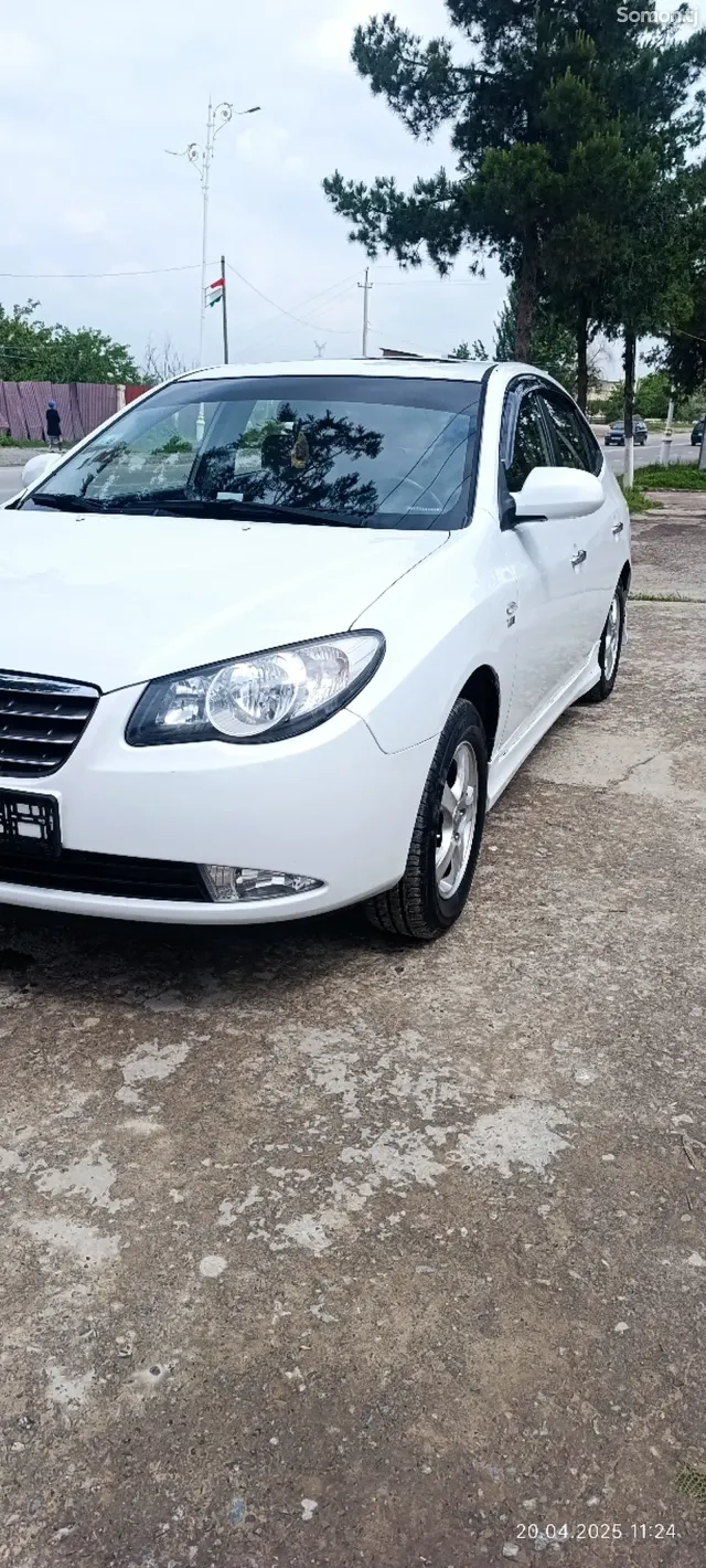 Hyundai Avante 2008 · 1.6 AT