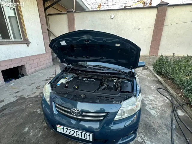 Toyota Corolla 2008 · 1.6 MT