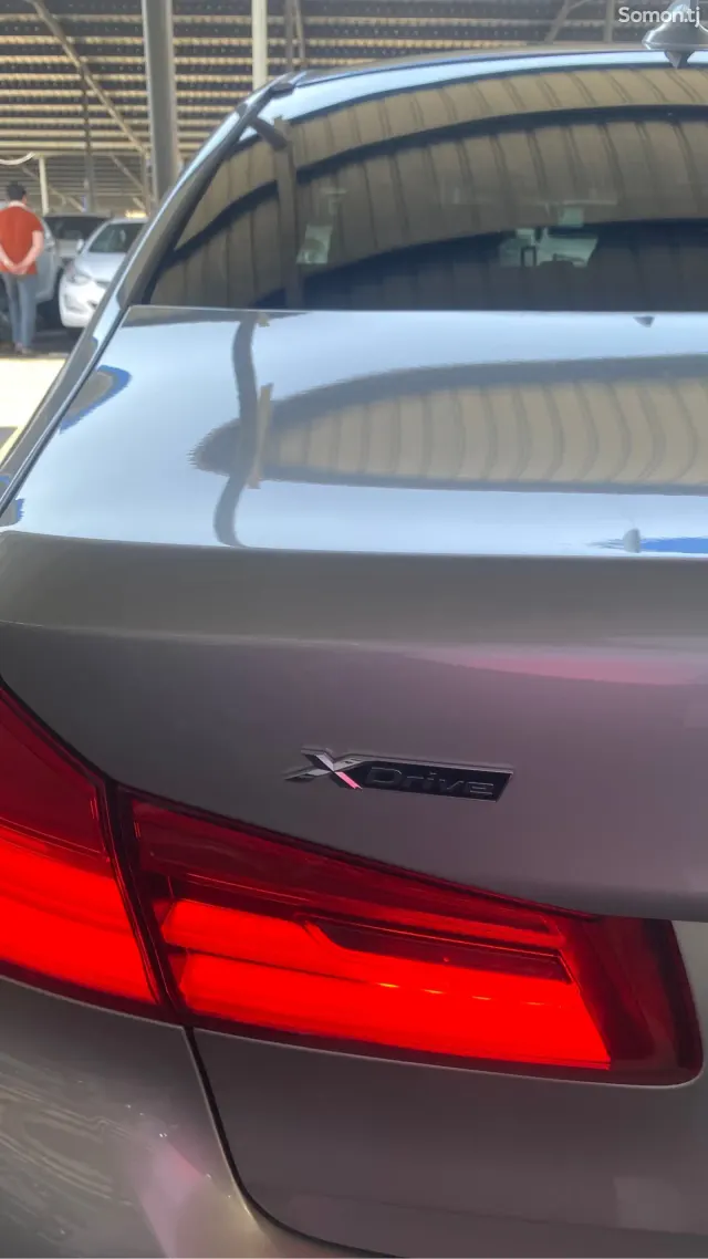 BMW 5 series 2019 · 2.0 AT