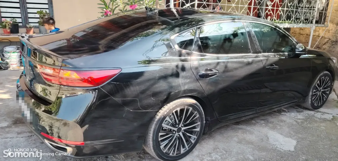 Kia K7 2016 · 3.3 AT