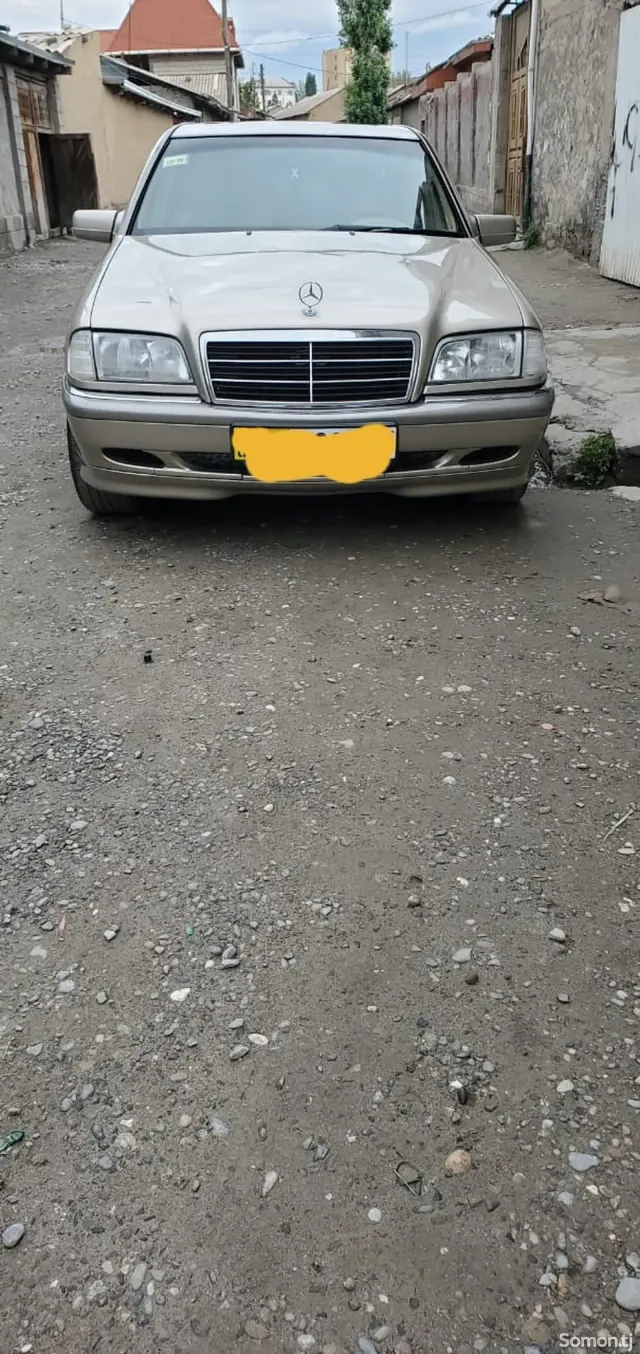 Mercedes-Benz E class 1999 · 2.0 AT