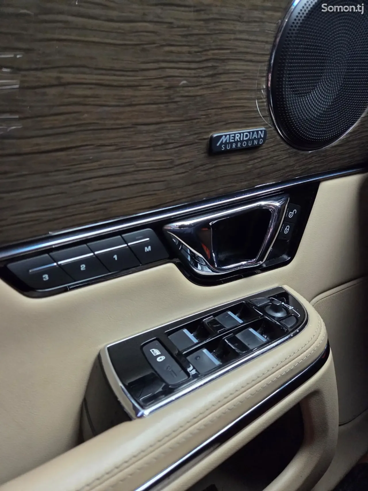 Jaguar Другая модель 2018 · 3.0 AT