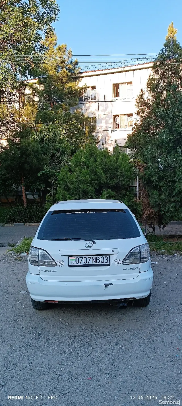 Lexus RX series 2000 · 2.8 AT