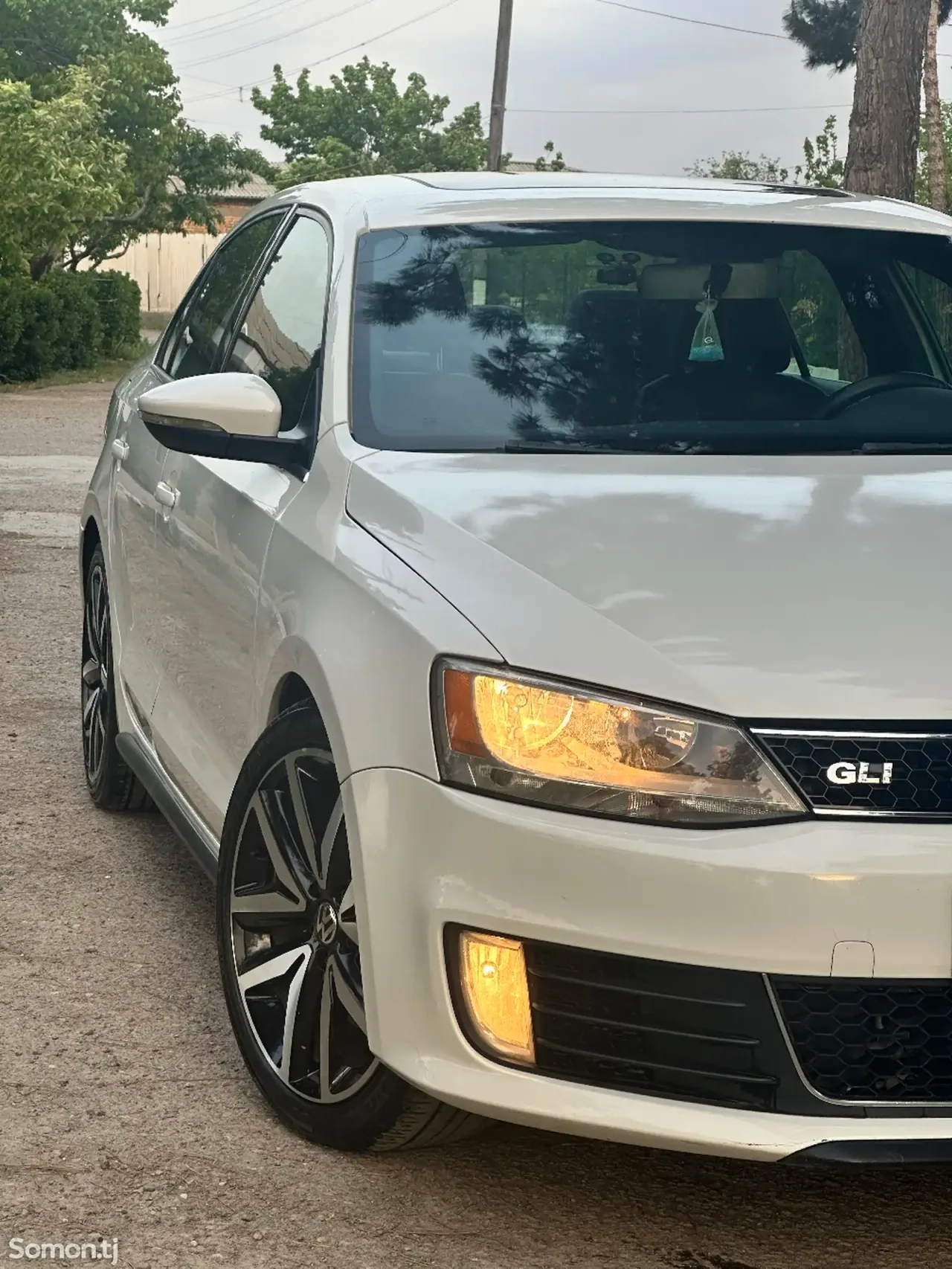Volkswagen Jetta 2012 · 2.0 AT