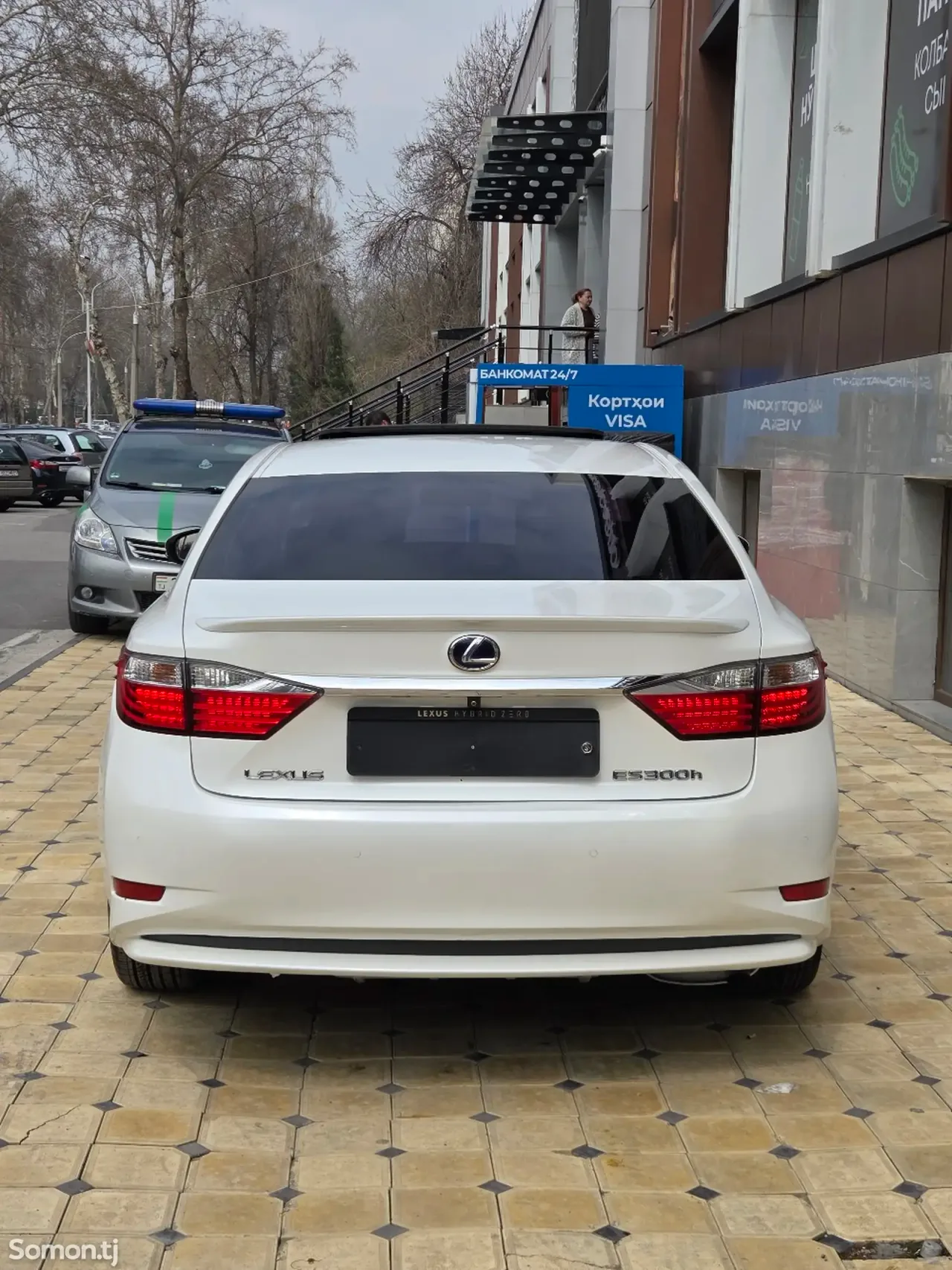 Lexus ES series 2015 · 2.5 AT