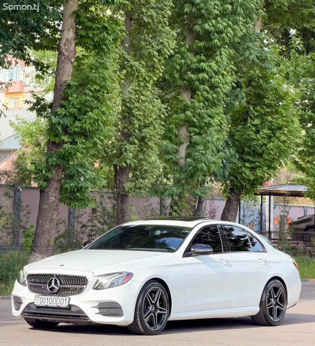 Mercedes-Benz E class 2018 · 3.0 AT