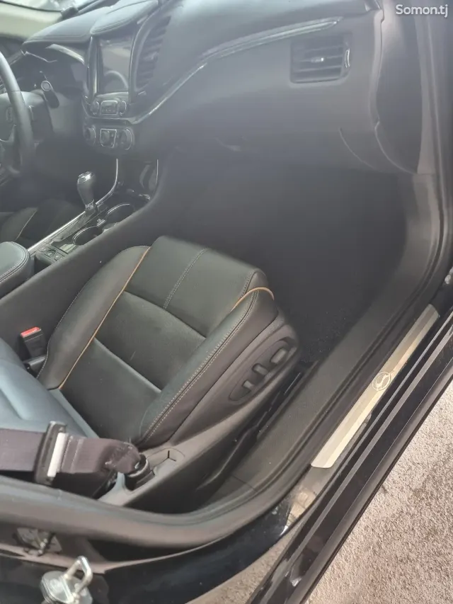 Chevrolet Impala 2016 · 2.5 AT