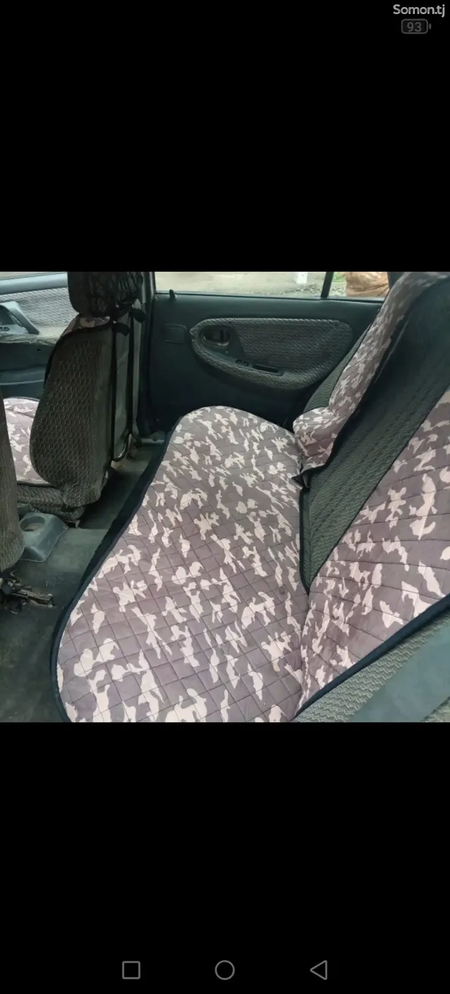 Daewoo Nexia 1997 · 1.6 MT