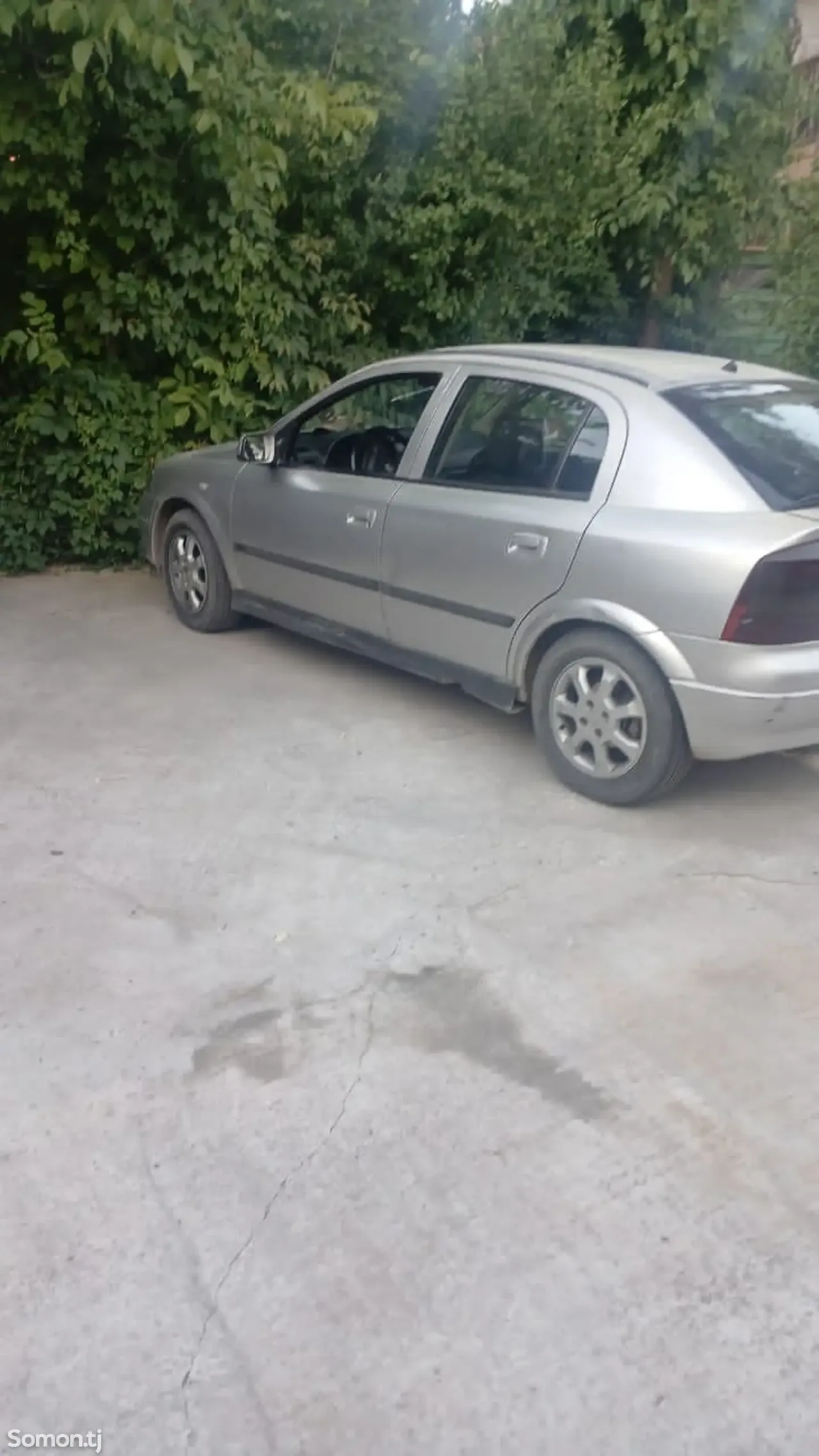 Opel Astra G 2000 · 1.6 MT