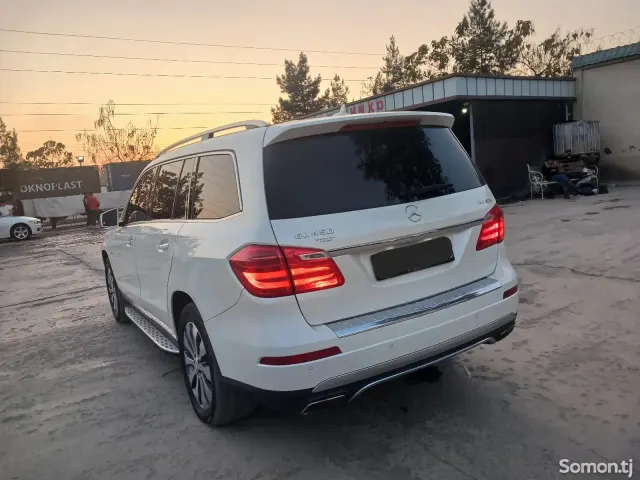 Mercedes-Benz GL class 2015 · 3.5 AT