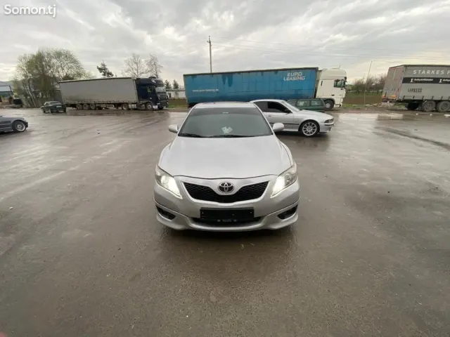 Toyota Camry 2010 · 3.5 AT