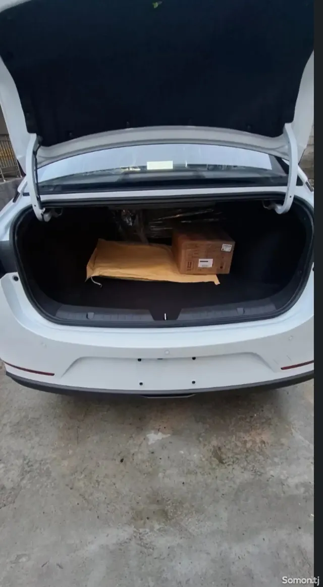 GAC Aion S Plus 2026 · AT