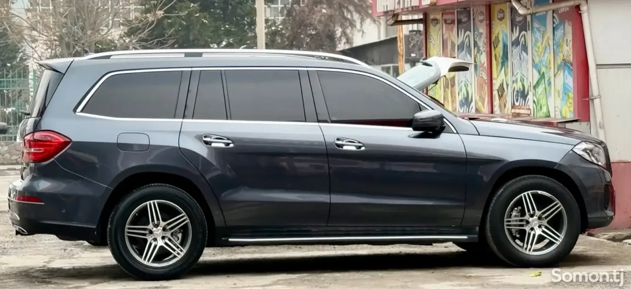 Mercedes-Benz GLS 2017 · 4.5 AT