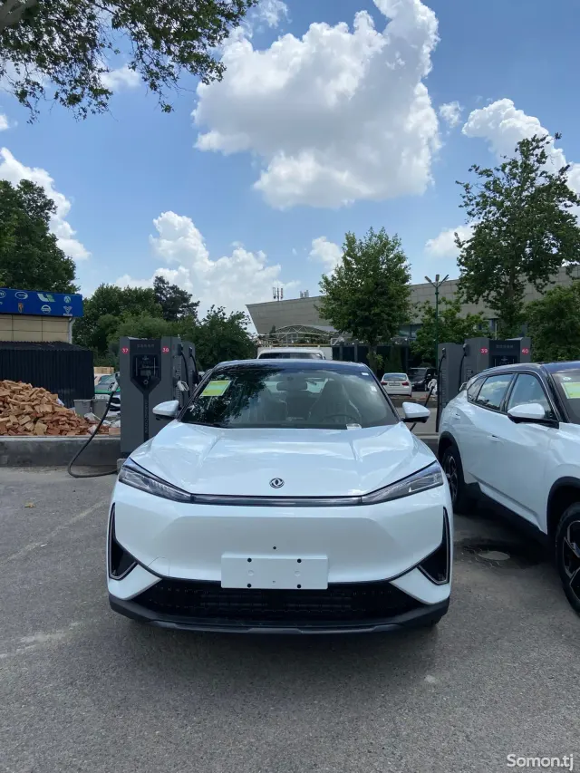 Dongfeng L7 2025 · AT