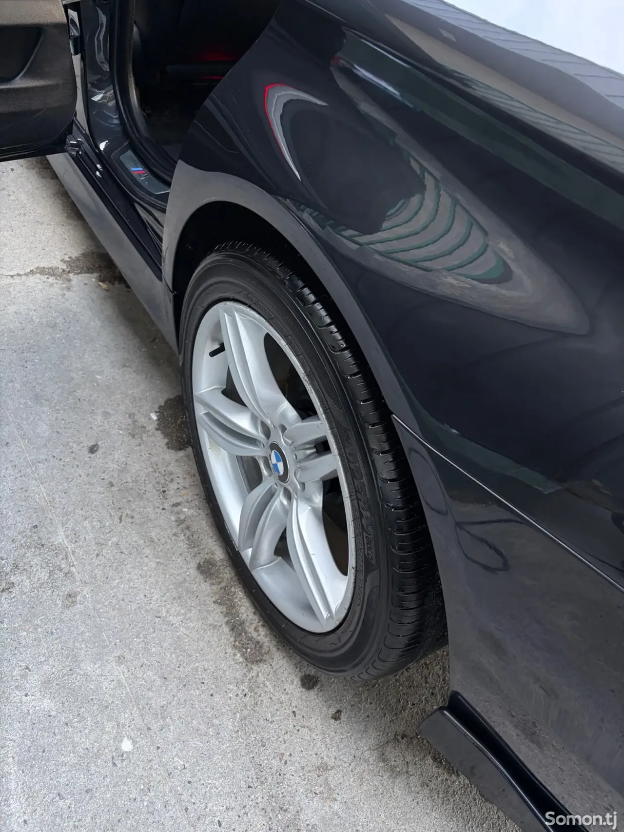 BMW 5 series 2013 · 3.0 AT