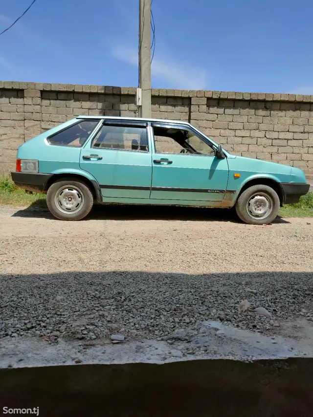 Lada (ВАЗ) 2109 1996 · 1.6 MT