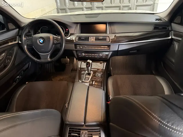 BMW 5 series 2015 · 2.0 AT
