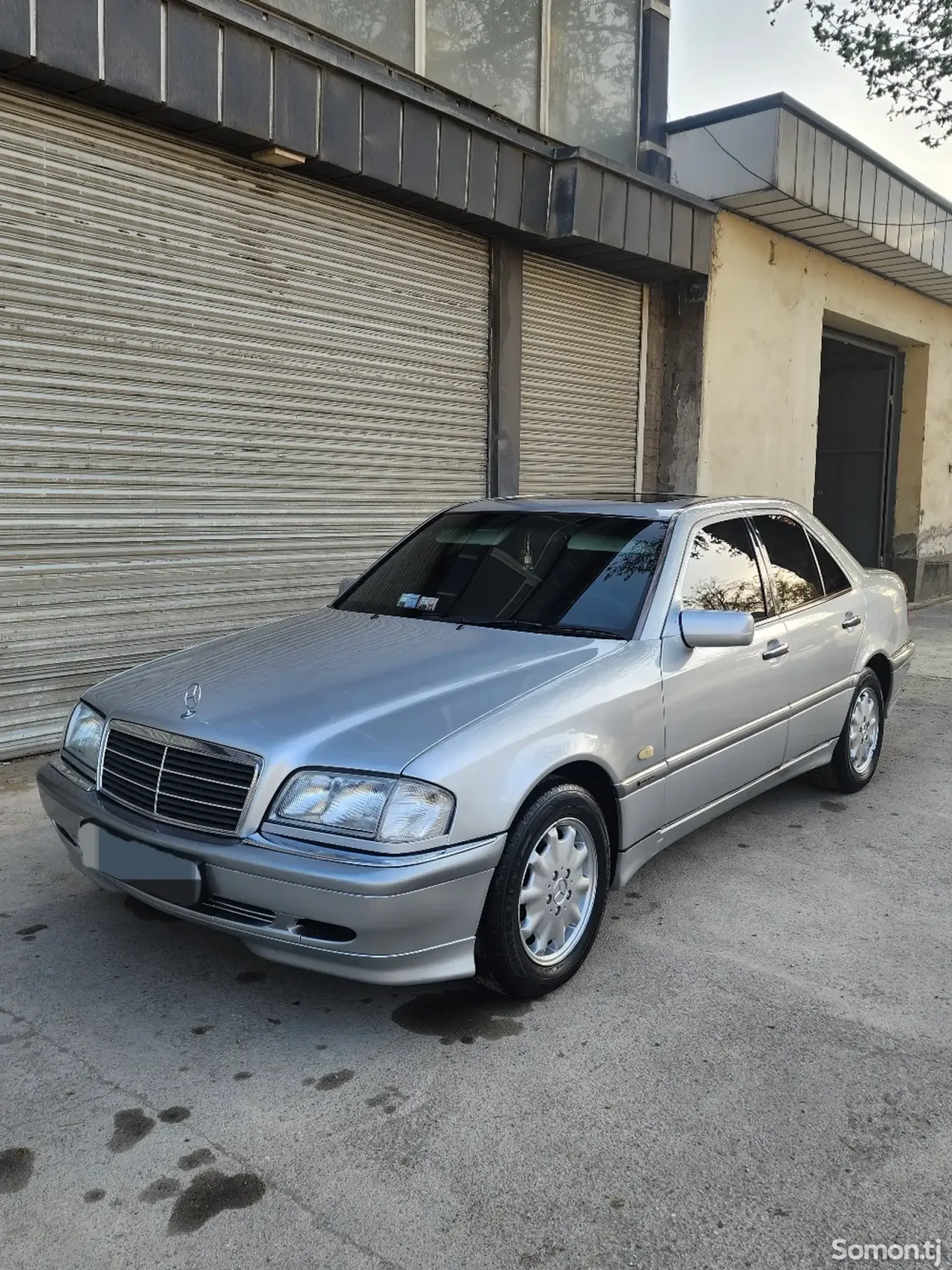 Mercedes-Benz C class 1999 · 2.4 AT