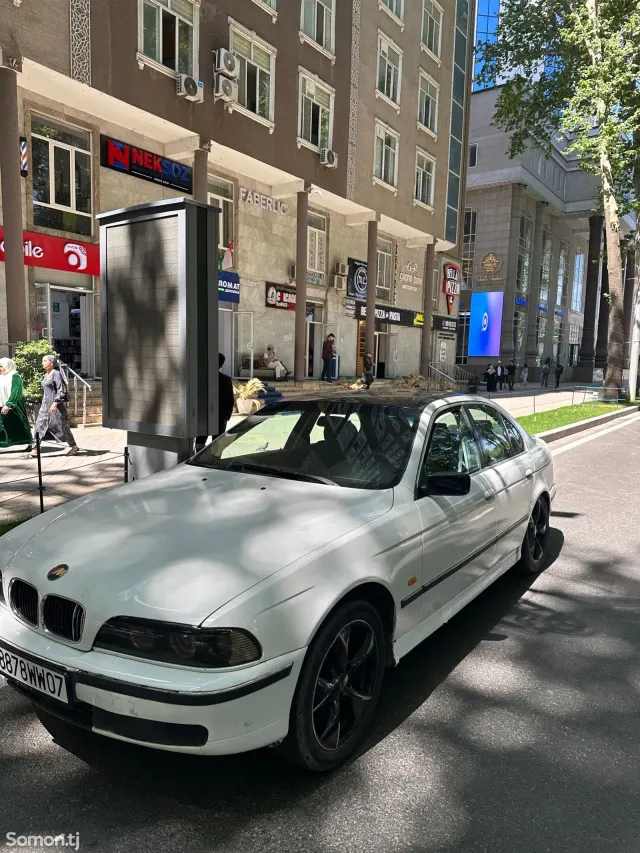 BMW 3 series 1997 · 2.5 MT