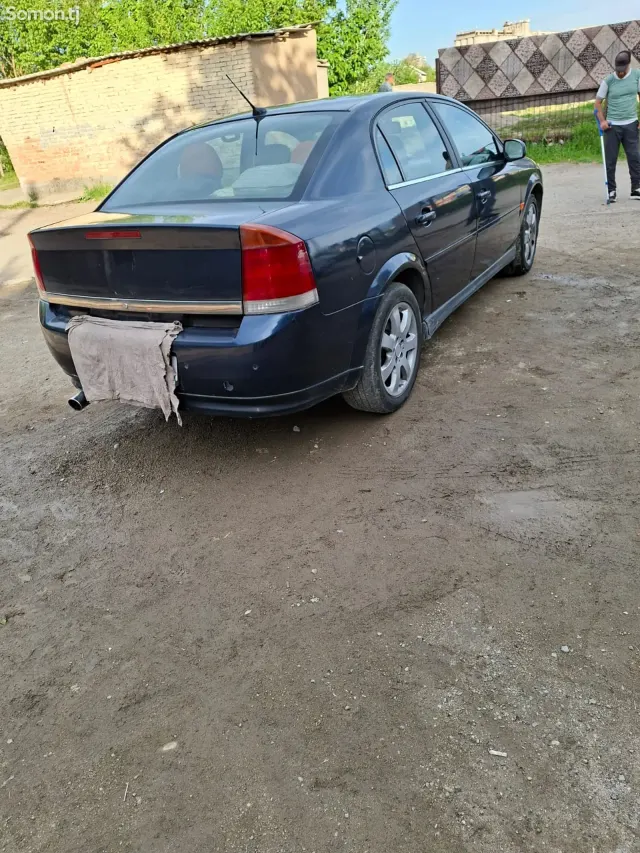 Opel Vectra C 2004 · 2.2 AT
