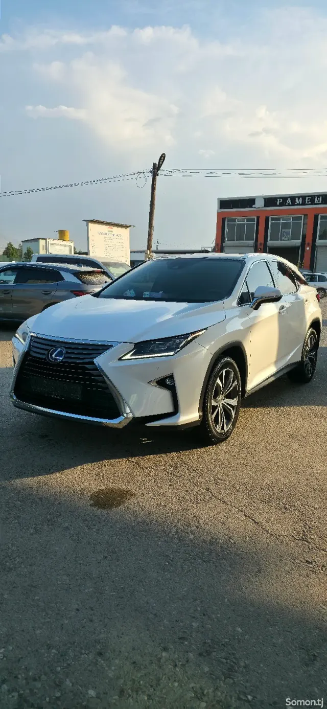 Lexus RX series 2017 · 3.5 AT