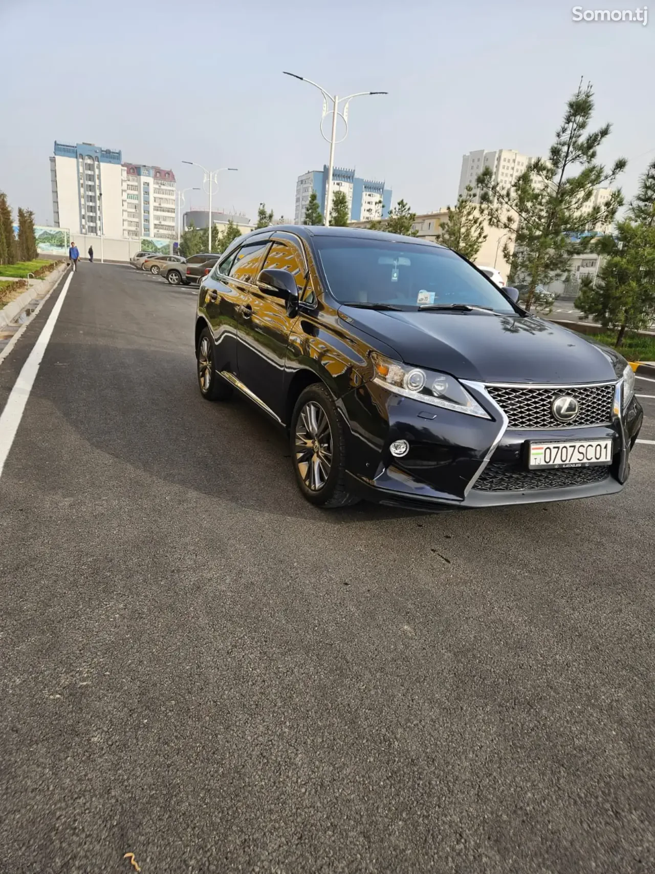Lexus RX series 2011 · 4.5 AT
