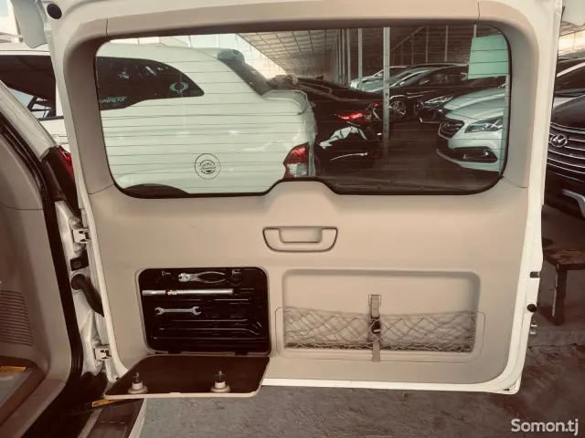 Toyota Land Cruiser Prado 2008 · 4.0 AT