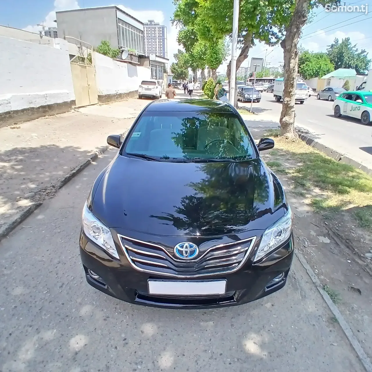 Toyota Camry 2010 · 2.5 MT