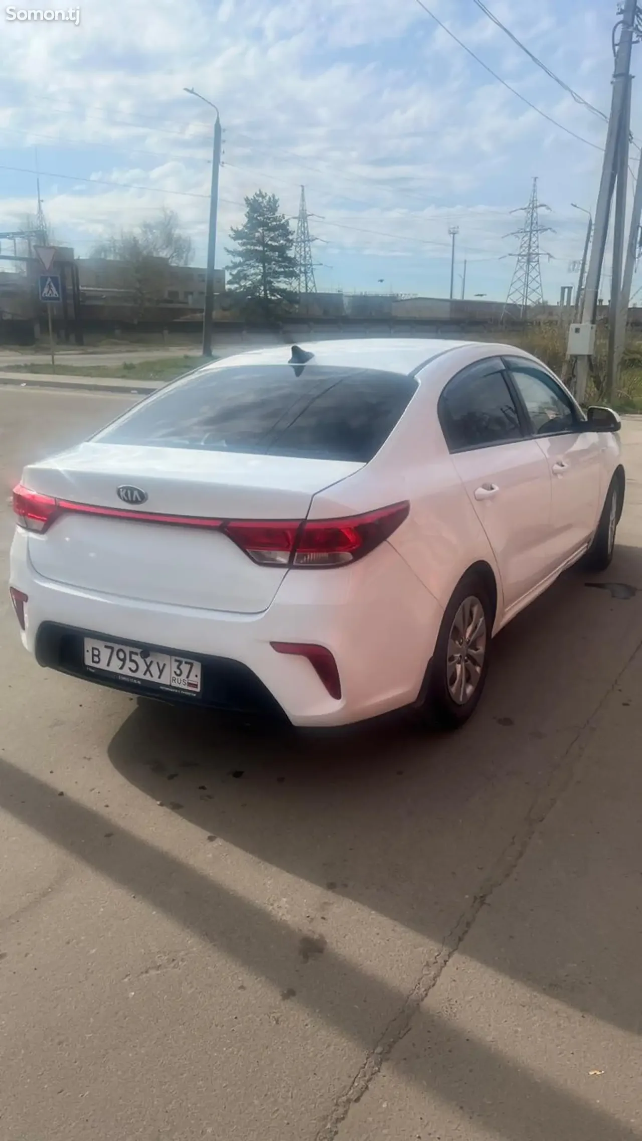 Kia Rio 2018 · 1.4 AT