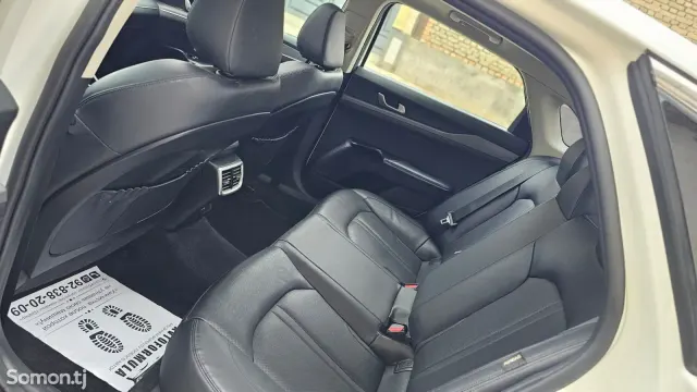 Kia K5 2020 · 2.0 AT