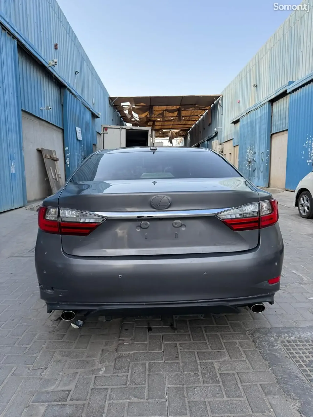 Lexus ES series 2014 · 3.5 AT