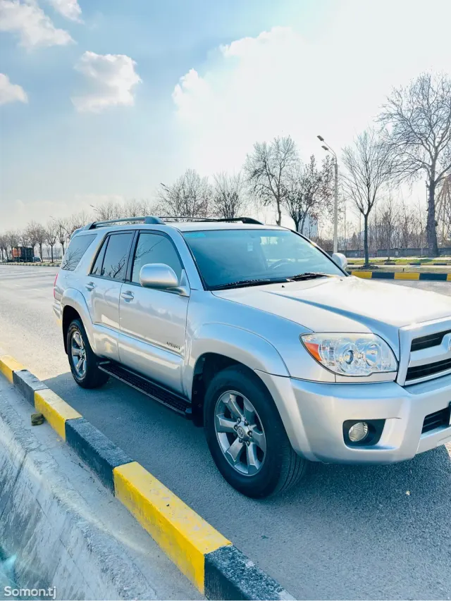 Toyota 4Runner 2007 · 4.7 AT