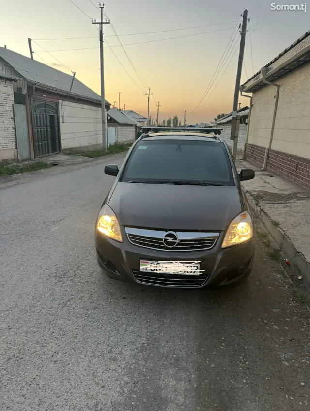Opel Zafira 2010 · 1.8 MT