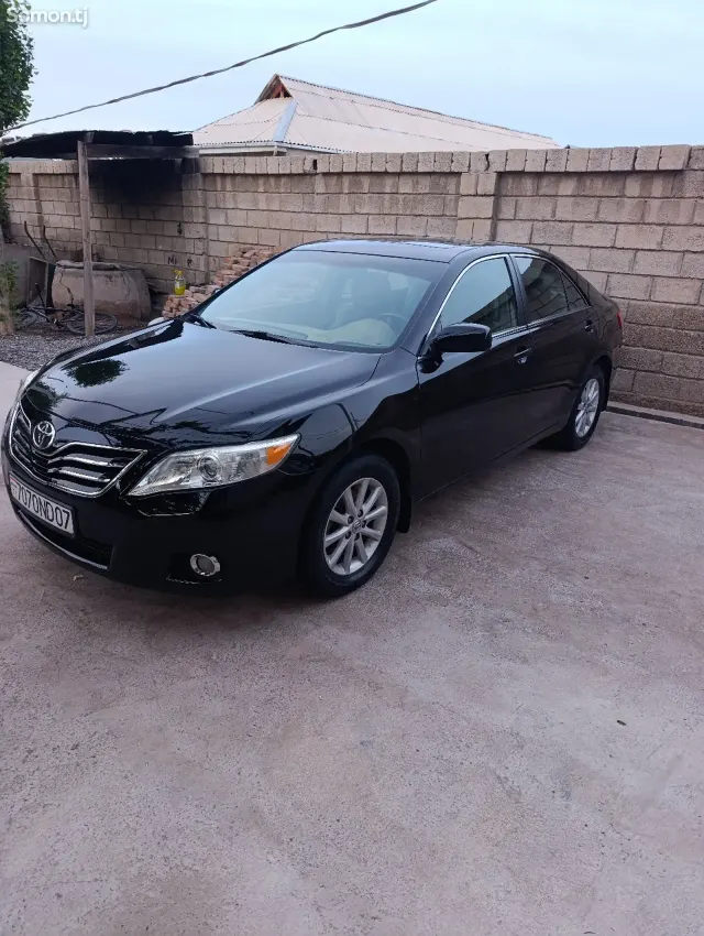 Toyota Camry 2010 · 2.5 AT